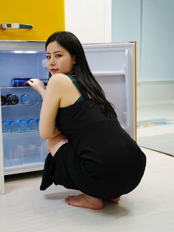    Choi Ri - Vol.02 Missy Look 居家厨房私房照，高颜值纹身女神尽显性感韵味第19张图片