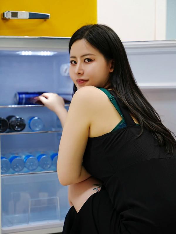    Choi Ri - Vol.02 Missy Look 居家厨房私房照，高颜值纹身女神尽显性感韵味第20张图片
