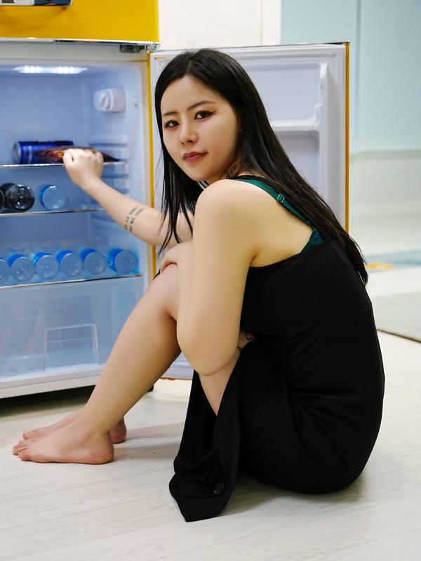    Choi Ri - Vol.02 Missy Look 居家厨房私房照，高颜值纹身女神尽显性感韵味第22张图片