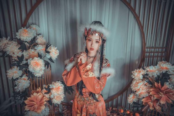   钛合金TiTi-含香：梦幻蝴蝶国风艺术私房照，绝美妆造与极致诱惑的视觉盛宴第3张图片