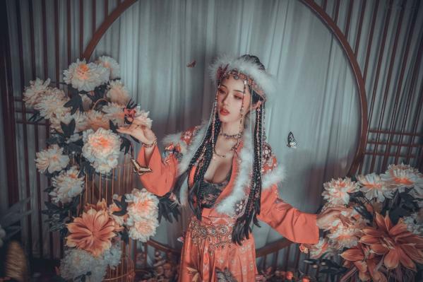    钛合金TiTi-含香：梦幻蝴蝶国风艺术私房照，绝美妆造与极致诱惑的视觉盛宴第4张图片