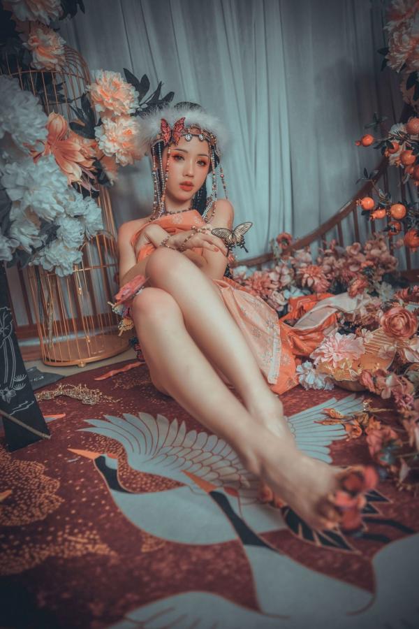    钛合金TiTi-含香：梦幻蝴蝶国风艺术私房照，绝美妆造与极致诱惑的视觉盛宴第29张图片