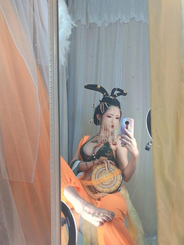   钛合金TiTi-含香：梦幻蝴蝶国风艺术私房照，绝美妆造与极致诱惑的视觉盛宴第60张图片