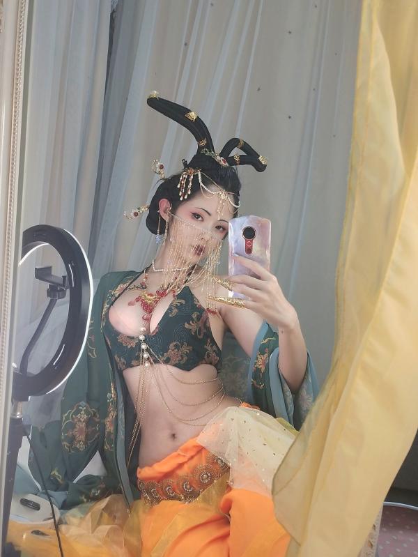    钛合金TiTi-含香：梦幻蝴蝶国风艺术私房照，绝美妆造与极致诱惑的视觉盛宴第64张图片
