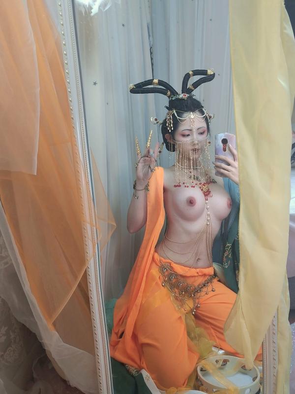    钛合金TiTi-含香：梦幻蝴蝶国风艺术私房照，绝美妆造与极致诱惑的视觉盛宴第72张图片