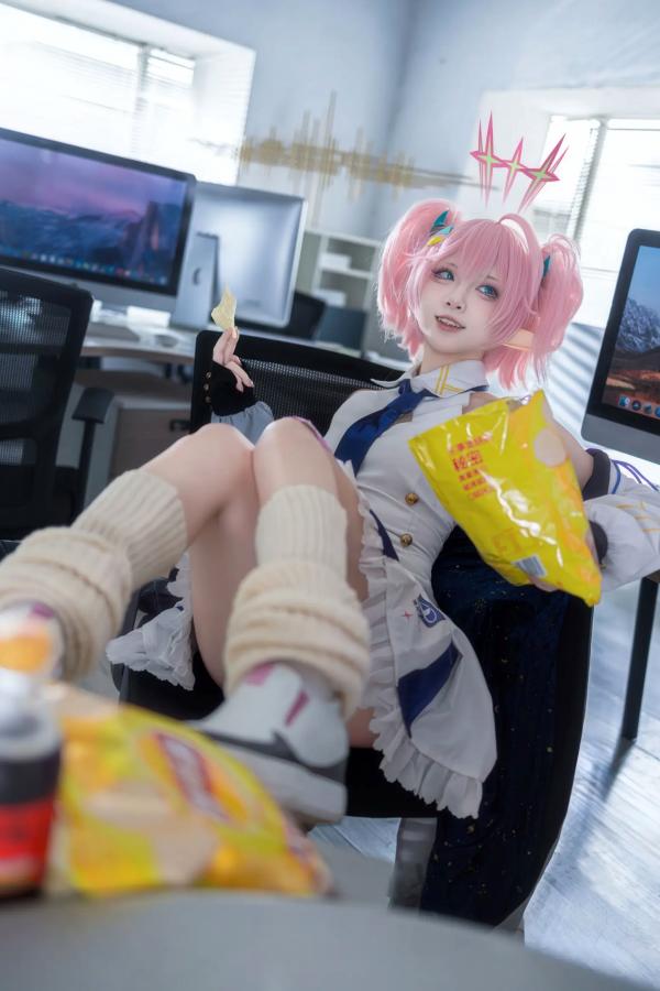   纸悦Etsu_ko - 桃香：二次元少女办公室Cosplay角色扮演，清新甜美治愈系写真 [54P]第6张图片