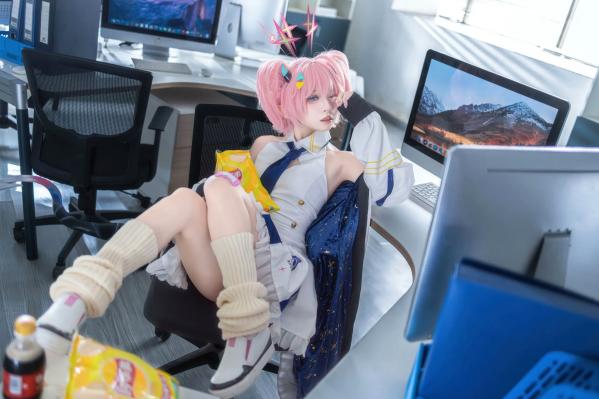   纸悦Etsu_ko - 桃香：二次元少女办公室Cosplay角色扮演，清新甜美治愈系写真 [54P]第9张图片