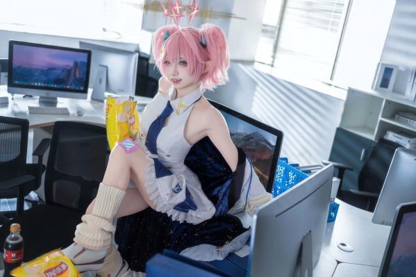    纸悦Etsu_ko - 桃香：二次元少女办公室Cosplay角色扮演，清新甜美治愈系写真 [54P]第14张图片