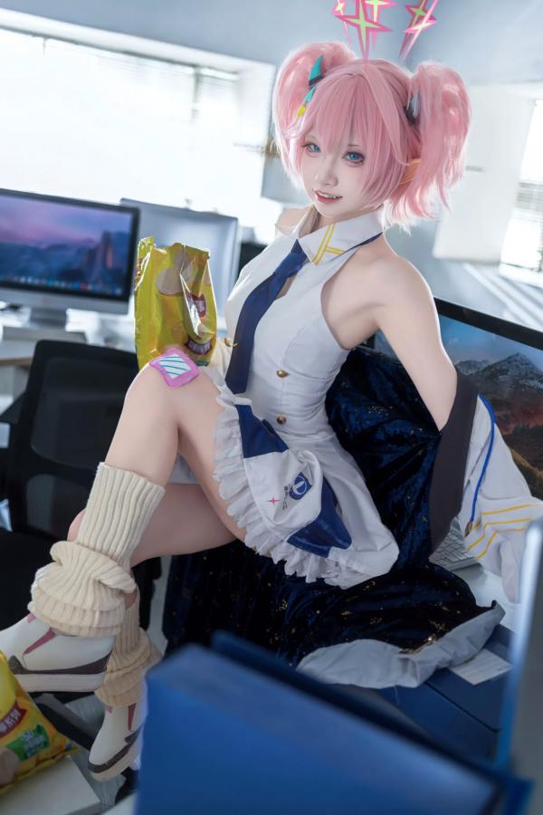    纸悦Etsu_ko - 桃香：二次元少女办公室Cosplay角色扮演，清新甜美治愈系写真 [54P]第15张图片