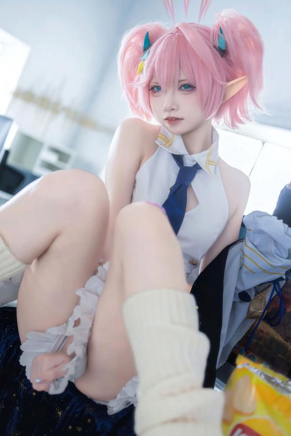    纸悦Etsu_ko - 桃香：二次元少女办公室Cosplay角色扮演，清新甜美治愈系写真 [54P]第36张图片