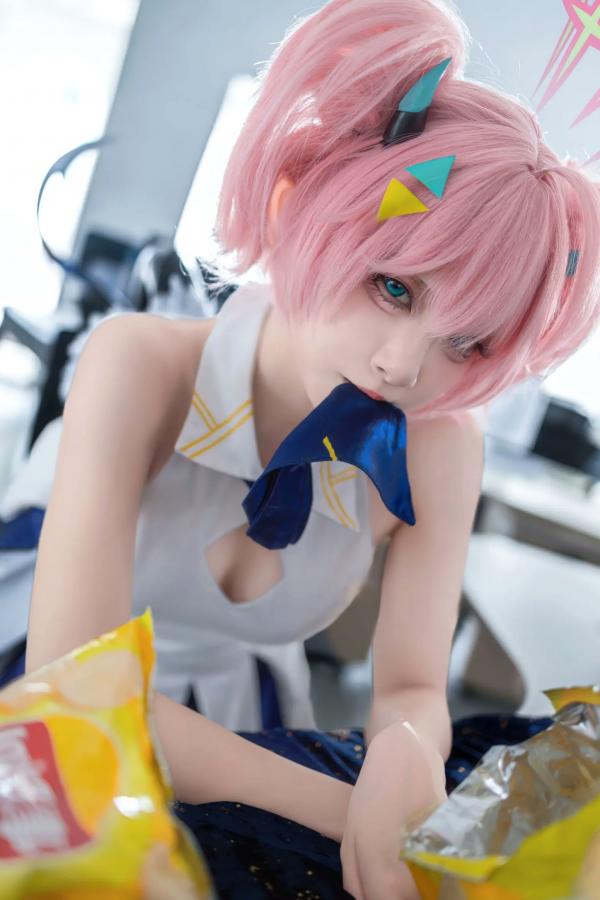    纸悦Etsu_ko - 桃香：二次元少女办公室Cosplay角色扮演，清新甜美治愈系写真 [54P]第42张图片