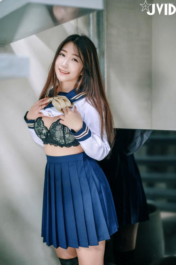    JVID-肉包Mini-放课后的特殊打工服务-甜美卧室私房-蕾丝内衣过膝袜诱惑-2022.06.06第37张图片