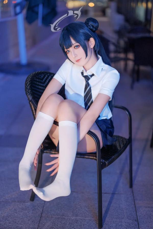    封疆疆v - 妃咲JK制服私房写真，蔚蓝档案夜景夜拍，清纯校服少女角色扮演[33P]第7张图片