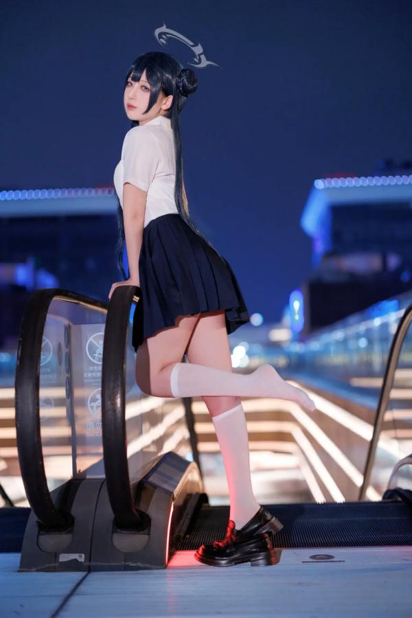    封疆疆v - 妃咲JK制服私房写真，蔚蓝档案夜景夜拍，清纯校服少女角色扮演[33P]第18张图片
