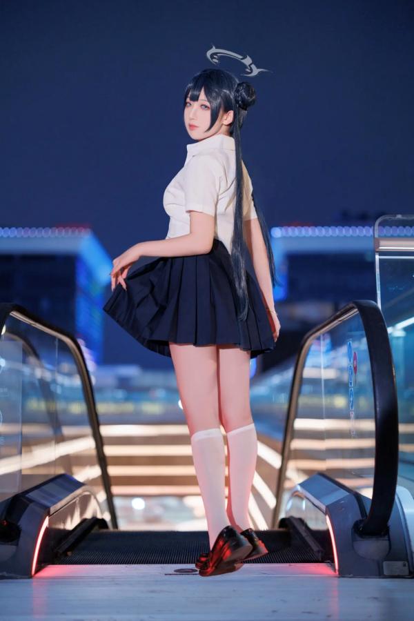    封疆疆v - 妃咲JK制服私房写真，蔚蓝档案夜景夜拍，清纯校服少女角色扮演[33P]第19张图片