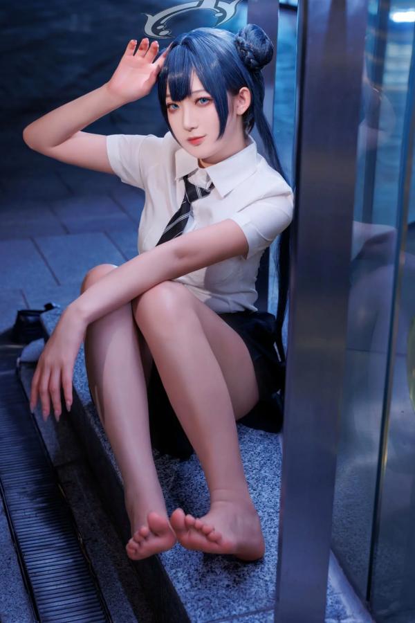    封疆疆v - 妃咲JK制服私房写真，蔚蓝档案夜景夜拍，清纯校服少女角色扮演[33P]第23张图片