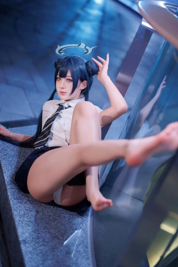    封疆疆v - 妃咲JK制服私房写真，蔚蓝档案夜景夜拍，清纯校服少女角色扮演[33P]第25张图片