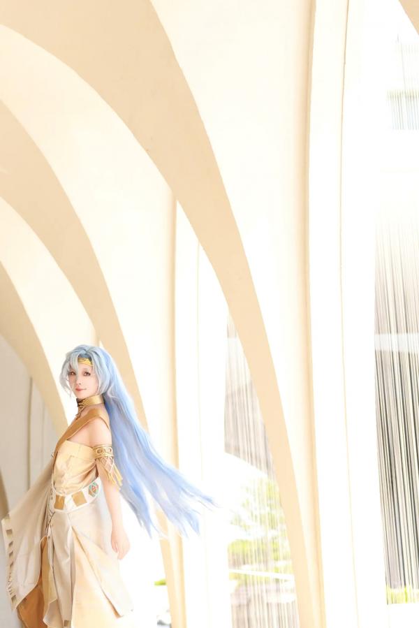    G44不会受伤丨重返未来1999 37角色绝美Cosplay丨治愈系海边沙滩外拍唯美写真 [35P]第3张图片