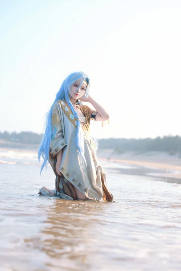    G44不会受伤丨重返未来1999 37角色绝美Cosplay丨治愈系海边沙滩外拍唯美写真 [35P]第23张图片