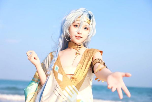    G44不会受伤丨重返未来1999 37角色绝美Cosplay丨治愈系海边沙滩外拍唯美写真 [35P]第26张图片