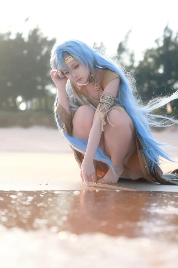    G44不会受伤丨重返未来1999 37角色绝美Cosplay丨治愈系海边沙滩外拍唯美写真 [35P]第28张图片
