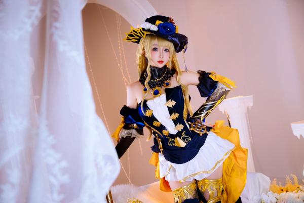    日奈娇《原神》娜维娅Cosplay精品写真，华丽礼服与私房性感视觉盛宴，角色还原与身材福利完美结合第7张图片