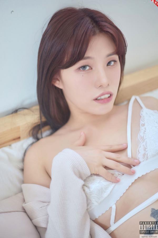    韩国美女Dayoung-怀旧之情-室内卧室私房写真-纯欲诱惑-大尺度柔美身姿-Nostalgia Fantasy Story Vol.1第3张图片