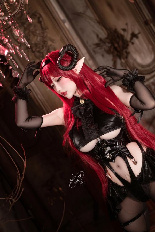    切切celia - 兴登堡魅魔COS，暗黑哥特风格角色扮演，性感迷人视觉盛宴第19张图片