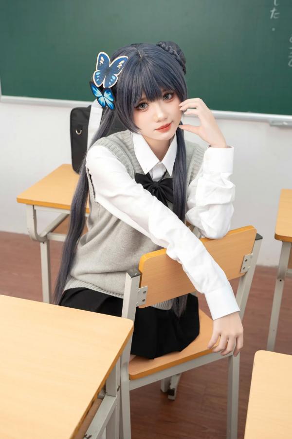    PoppaChan扮演蓝色档案岐沙希，JK校服诱惑教室私房，精致还原与大胆尺度碰撞，可爱与性感并存的绝美Cosplay佳作[40P]第1张图片