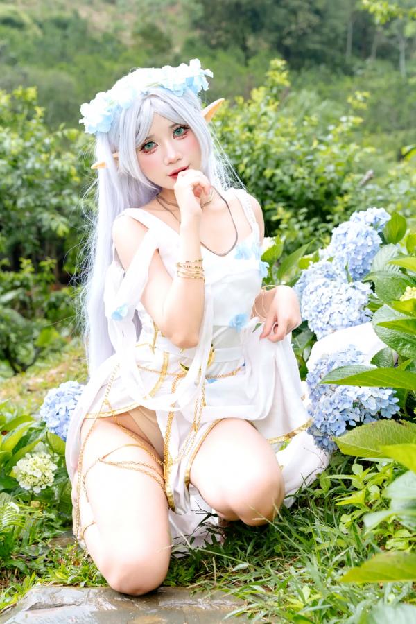    PoppaChan - 葬送的芙莉莲Cosplay，花海森系梦幻精灵，绝美白嫩私房艺术照 [38P]第4张图片