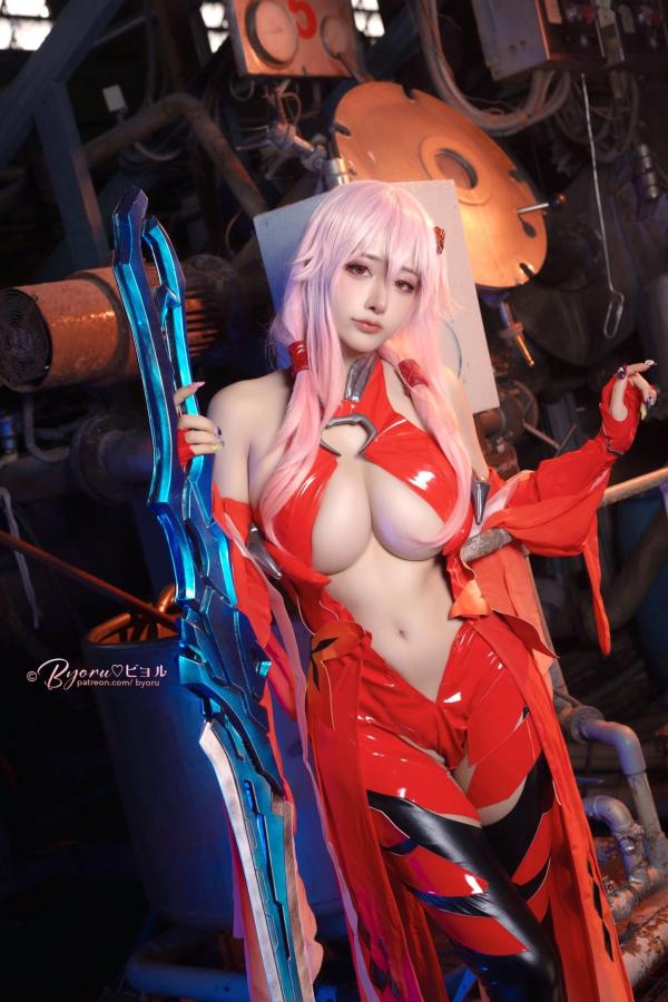    Byoru-Inori-Yuzuriha 楪祈Cosplay，超还原动漫红衣战装，极致性感，御姐风范，视觉盛宴第43张图片