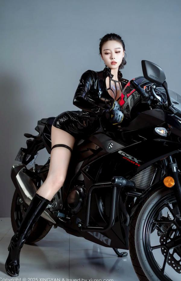    [XINGYAN]星颜社 2025.08.01 Vol.378 清妙：性感机车私房写真，黑色紧身皮衣诱惑，展现极品曲线视觉盛宴。第3张图片