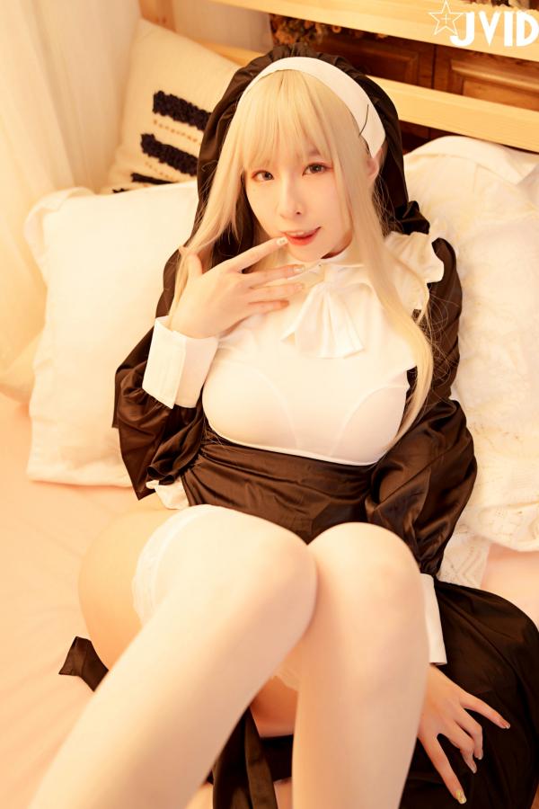    JVID黎菲儿——圣洁禁忌修女角色扮演，拥有奇迹神乳的诱惑写真，制服私房大尺度合集第25张图片