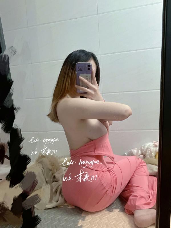    末夜787粉色裙子：性感吊带私房照，傲人火辣身材与精致诱惑写真第9张图片