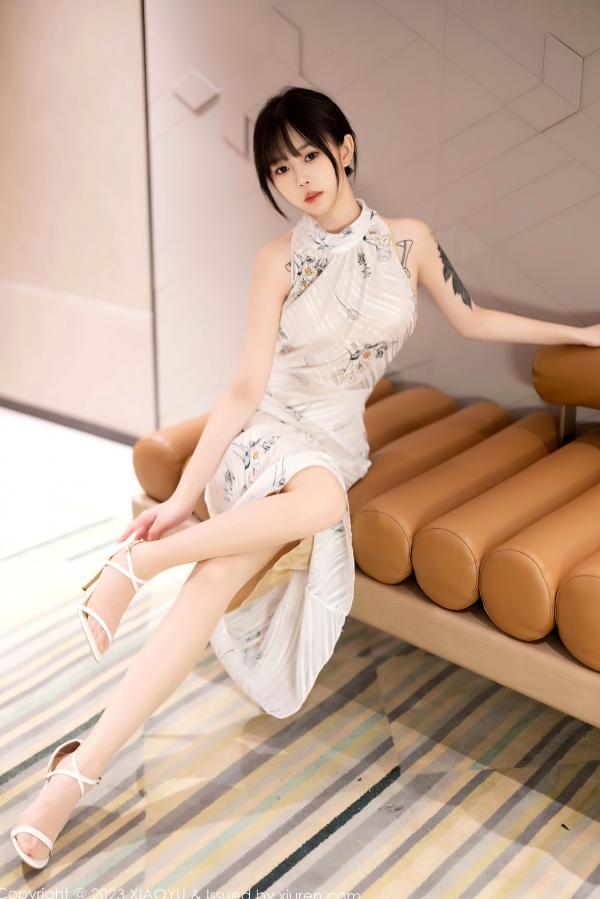    XiaoYu语画界-1118-奶瓶-清纯白色旗袍与黑色小喵情趣内衣角色扮演私房照-黑丝美腿纹身性感写真第8张图片