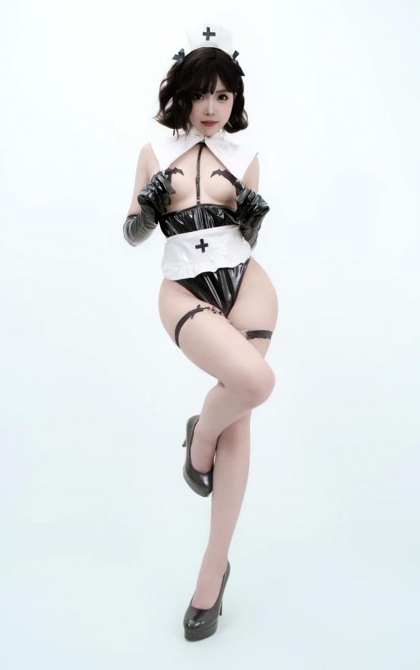    Bangni邦尼武装修女Cosplay演绎，大胆镂空制服诱惑，冷艳绝美私房大尺度写真第12张图片