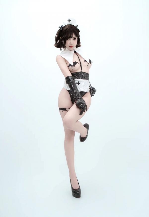    Bangni邦尼武装修女Cosplay演绎，大胆镂空制服诱惑，冷艳绝美私房大尺度写真第29张图片