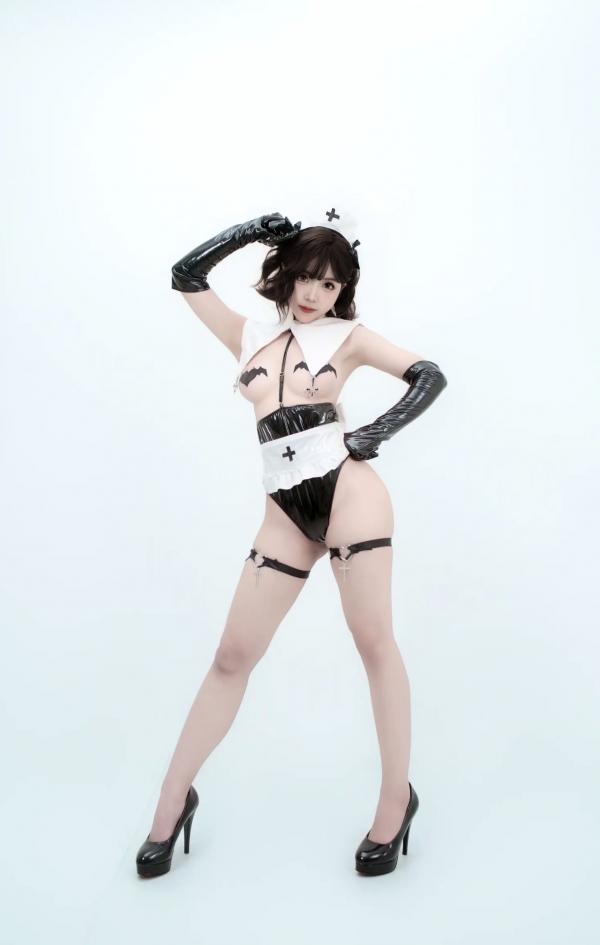    Bangni邦尼武装修女Cosplay演绎，大胆镂空制服诱惑，冷艳绝美私房大尺度写真第78张图片