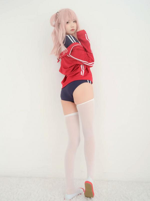    清纯少女五更百鬼：极致体操服角色扮演，猫耳与丝袜的清纯诱惑 [25P]第21张图片