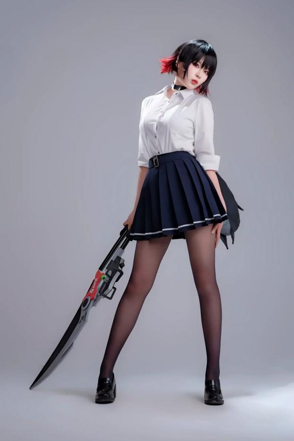    轩萧学姐 鲨鱼妹JK制服cos写真 绝美红瞳黑丝美腿[100P]第39张图片