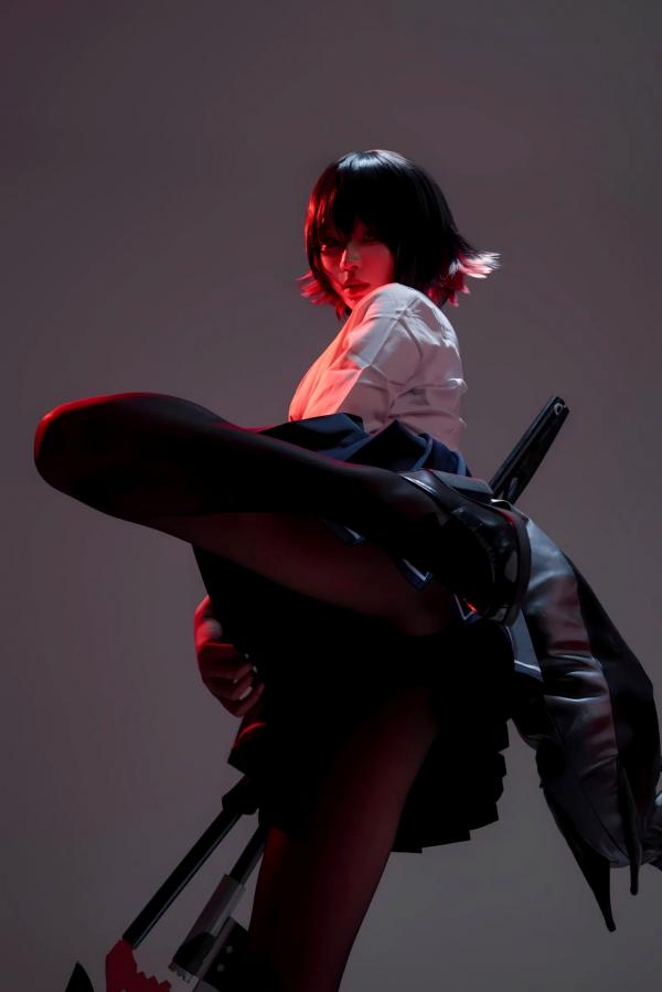    轩萧学姐 鲨鱼妹JK制服cos写真 绝美红瞳黑丝美腿[100P]第61张图片
