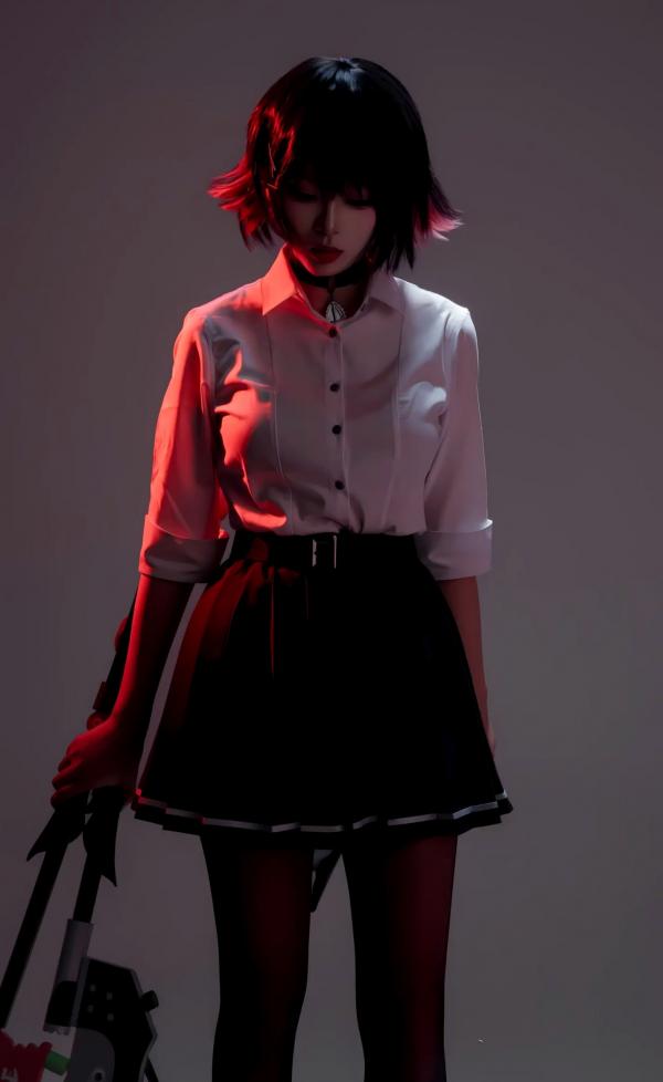    轩萧学姐 鲨鱼妹JK制服cos写真 绝美红瞳黑丝美腿[100P]第62张图片