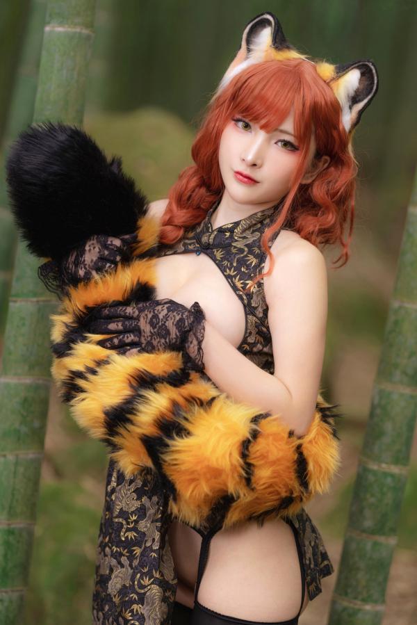    Fantasy-Factory-小丁Ding-虎年限定虎娘COS-竹林机枪改良旗袍性感制服-2022.01第28张图片