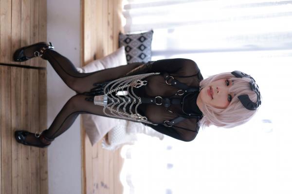    钛合金TiTi-私人订制：极品猫耳女仆与甜美草莓诱惑，大尺度私房写真、丝袜美腿，角色扮演视觉盛宴第254张图片