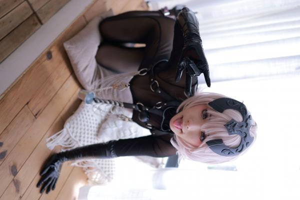    钛合金TiTi-私人订制：极品猫耳女仆与甜美草莓诱惑，大尺度私房写真、丝袜美腿，角色扮演视觉盛宴第292张图片