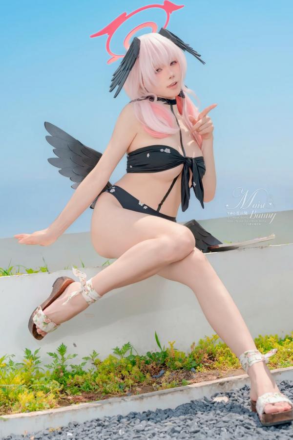    咬一口兔娘 - 下江小春 泳装COSPLAY，清纯治愈系天使在泳池边，极致诱惑的二次元角色扮演大尺度私房照 [95P]第18张图片