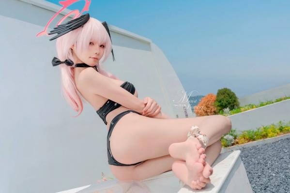    咬一口兔娘 - 下江小春 泳装COSPLAY，清纯治愈系天使在泳池边，极致诱惑的二次元角色扮演大尺度私房照 [95P]第66张图片