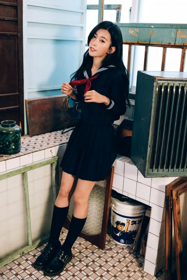    简喧 - 日系海军风学生制服迷人写真，清纯校服美少女的治愈系校园时光 [74P]第21张图片