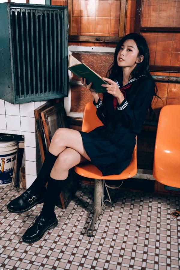    简喧 - 日系海军风学生制服迷人写真，清纯校服美少女的治愈系校园时光 [74P]第35张图片