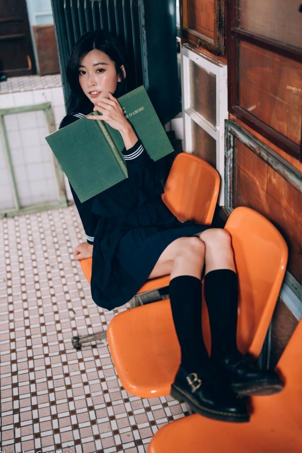    简喧 - 日系海军风学生制服迷人写真，清纯校服美少女的治愈系校园时光 [74P]第38张图片